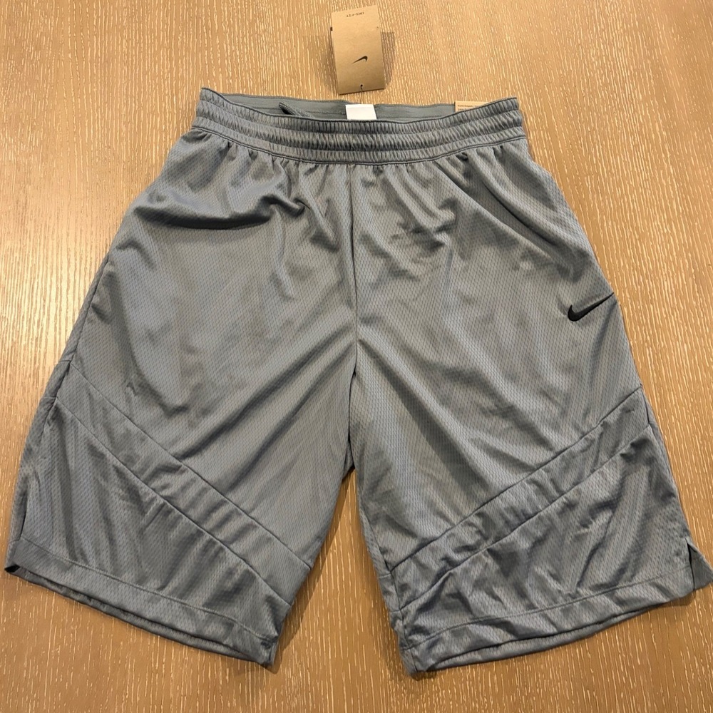 Nike Shorts Men's M Mesh Gray‎ Dri-Fit Athletic Basketball Gym Active DQ5822-066